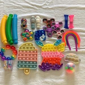 Huge Fidget Pack (28 pcs)